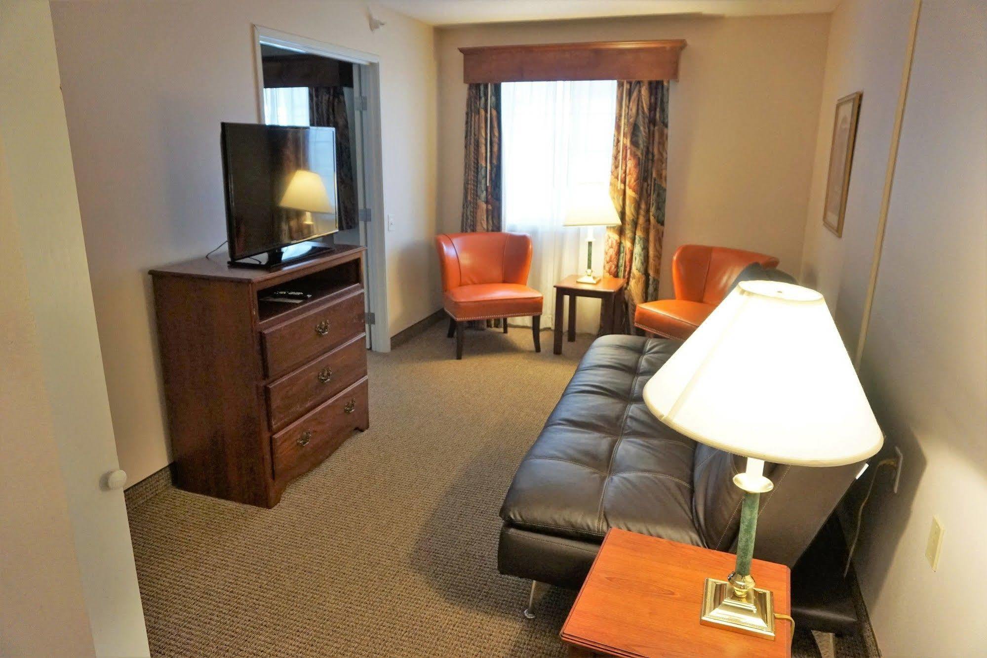 River Hills Hotel- Манкато Екстер'єр фото